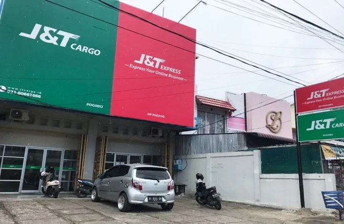 perbedaan j&t express dan cargo